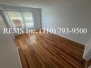 Photo - 938 S Oak St Unit 938-2