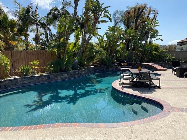 Photo - 1933 N Canyon Park Cir