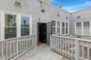 Photo - Great Hillcrest Studio Unit 3843-6