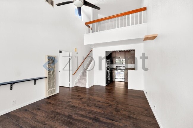 Photo - Unit 117