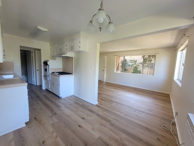 Photo - 13530 Leadwell St Unit 5
