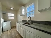 Photo - 6200-6202 Unit 6200