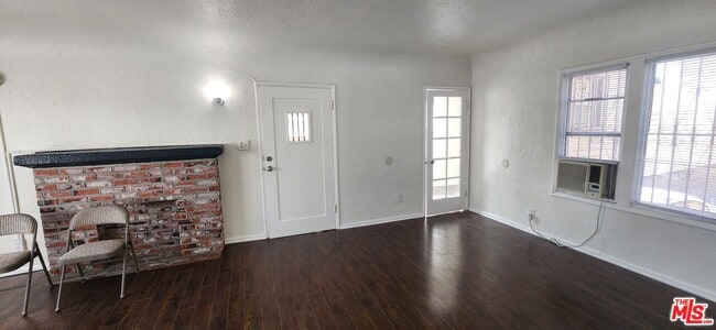 Photo - 1129 Queen Anne Pl