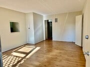 Photo - 11843 Dorothy St