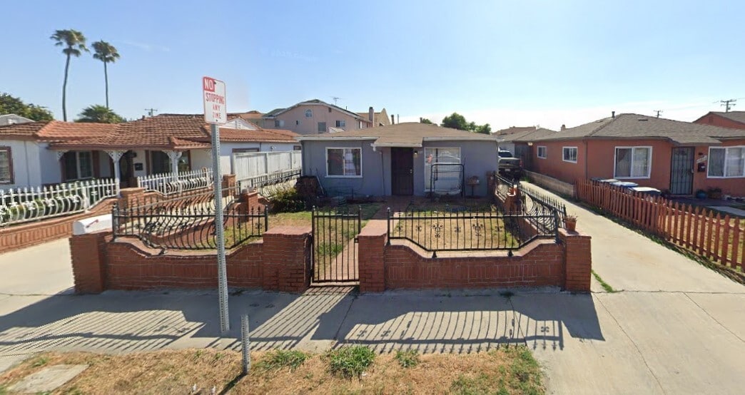 Photo - 15420 Firmona Ave Unit 15420