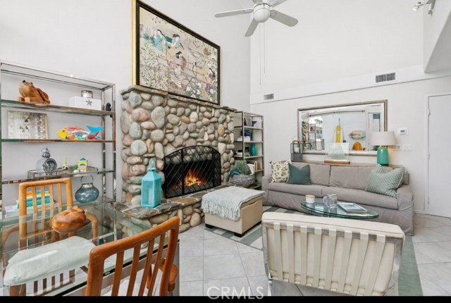 Photo - 436 Fernleaf Ave