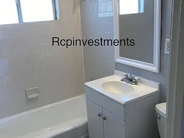 Photo - 43446 6th St E