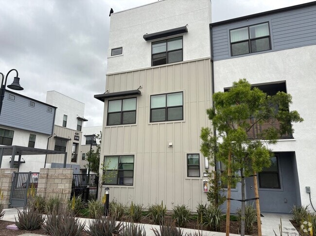 Building Photo - 4061 E Luna Paseo Rental