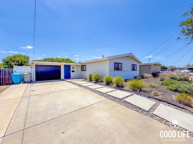 Building Photo - SD: Spacious 4BD/2BA Home in Clairemont with Large Turf Yard, Garage & In-Unit Laundry
