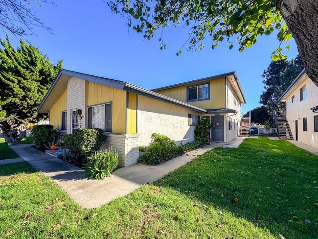 Building Photo - Ventura | 2 Bed + 1 Bath | Shenandoah Penthouse