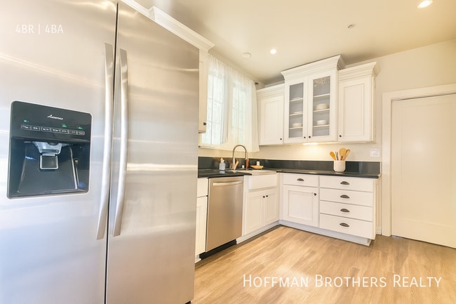 Photo - 753 S Ogden Dr