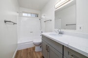 1BR, 1BA - 600SF - Bathroom - Pomerado Gardens Apartments