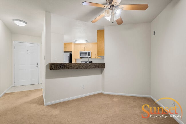 Building Photo - 7565 Charmant Dr Rental