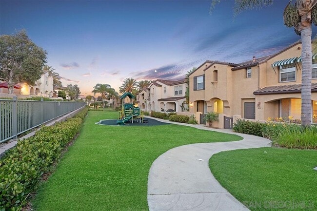 Building Photo - Otay Ranch - Gorgeous 2 Bed/2 Bath Condo w...
