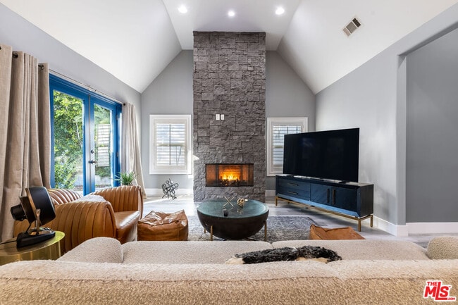 Photo - 1112 S Highland Ave