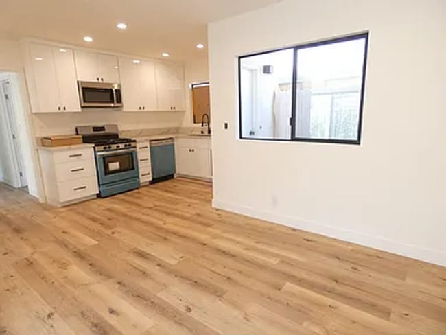 Photo - Luxury Four-Unit Estate Unit 1347 N. Stanley 1