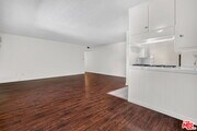 Photo - 15540 Moorpark St Unit 7