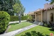 Photo - 704 Westbourne Dr House