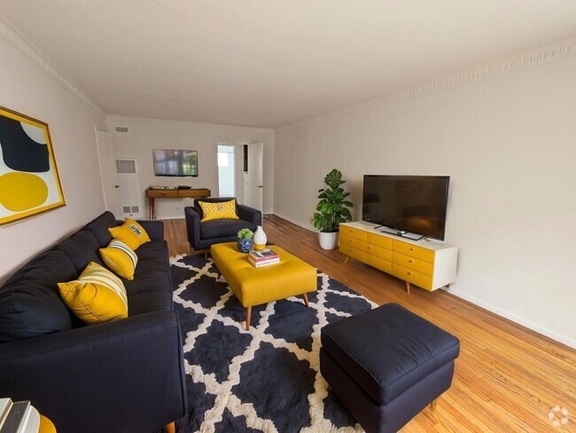 Building Photo - 6858 De Longpre Ave Rental