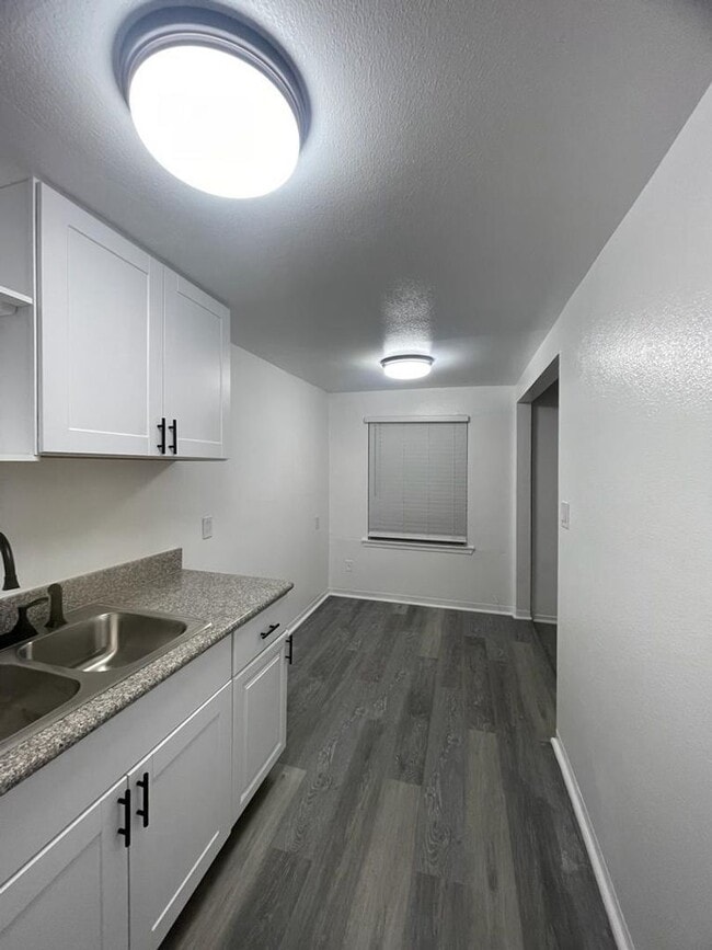 Photo - Del Rey Urban Income Funds, LLC