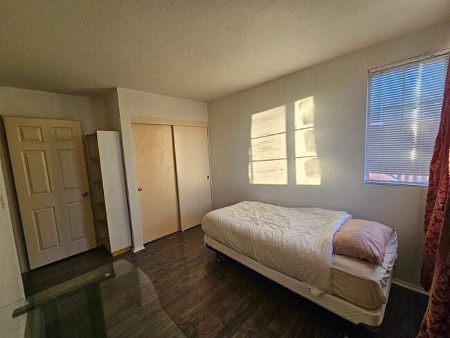 Photo - 11715 Thomas Hayes Ln