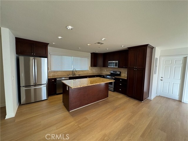 Photo - 1336 Calle Tulipan