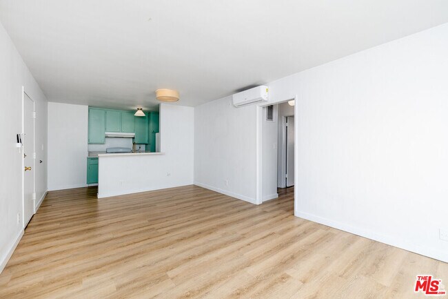 Photo - 114 S Gramercy Pl Unit 108