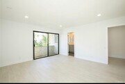 Photo - 20224 Sherman Way