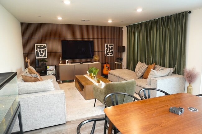 Photo - 13814 Solara St