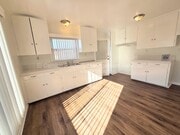 Photo - 9506 Park St