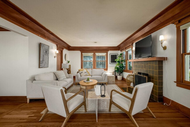 Photo - 3931 Falcon St Unit ID1062704P