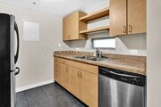 Photo - 425 W Beech St Unit 210