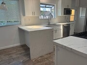 Photo - Remodeled 3 Bed 3 Bath House with Jacuzzi ...