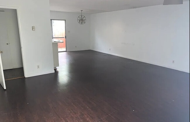 Photo - 2412 S Shenandoah St