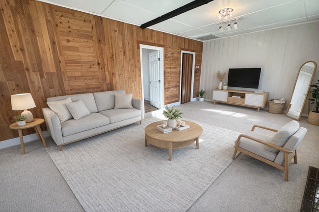 Building Photo - 7445 Orion Ave