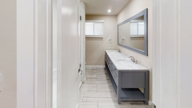 Photo - 5216 College Gardens Ct