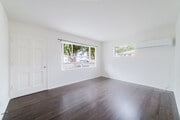 Photo - 1734 Serrano St House