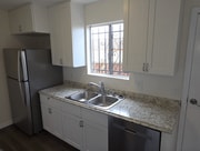 Photo - 1702 E 7th St