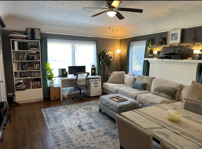 Photo - 409 N Curson Ave Unit 409