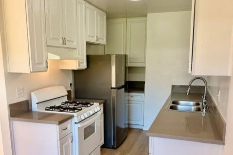Building Photo - Lindley Garden Apartments