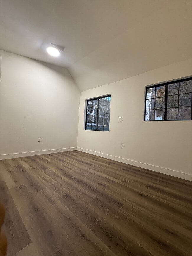 Photo - 1518 N Broadway Unit 1