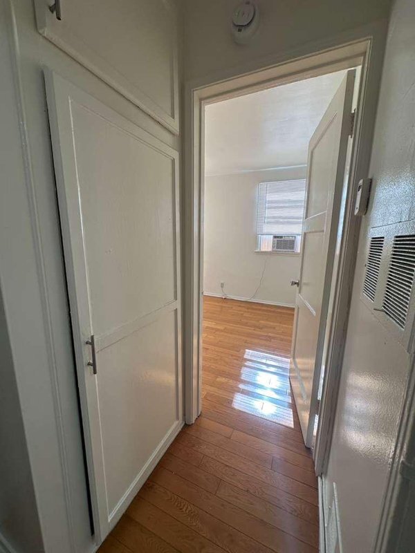 Photo - 1737 N Sycamore Ave Unit 211