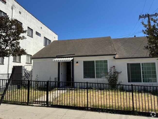 Building Photo - 618-620 W 6th St Unit 618 Rental
