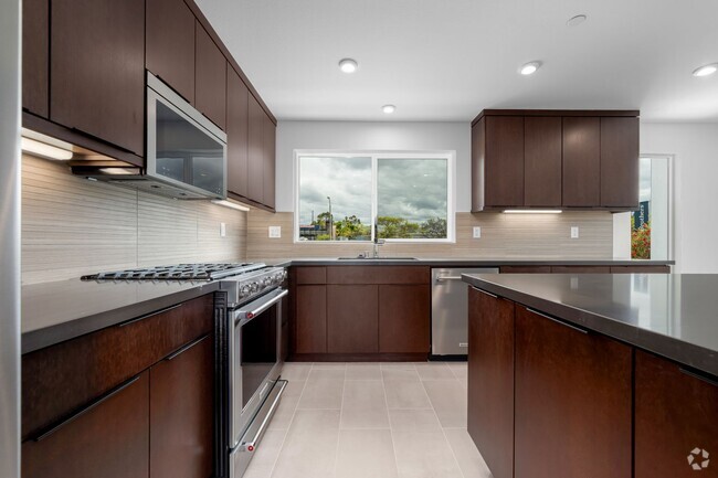 Building Photo - Coming soon! Brand new 4 bedroom Mira Mesa... Rental