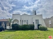 Photo - 3564 Dover St