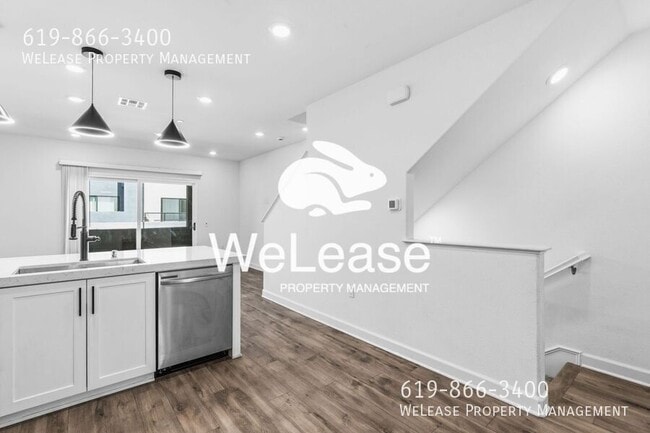 Photo - 2052 Vela Ln