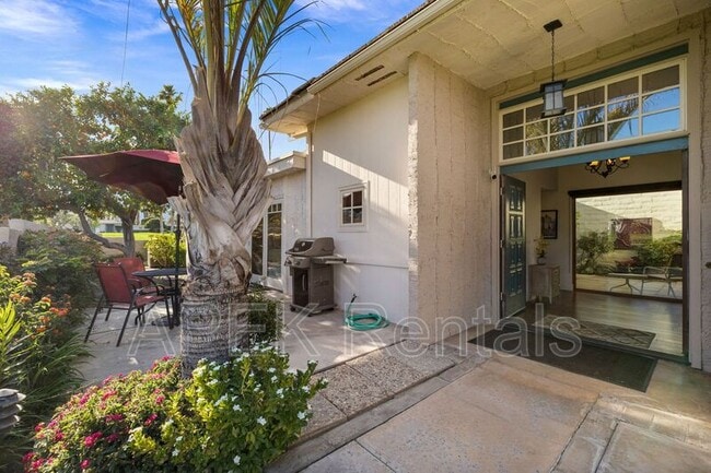 Photo - 74939 Vía Lago