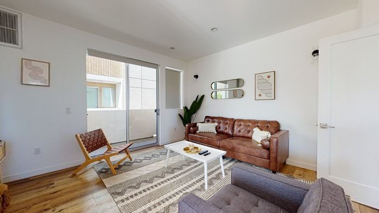 3D Tour - 12501 Sapphire Pl House