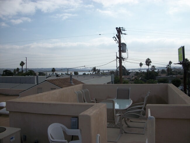 Photo - 1939 Felspar St Unit 1939