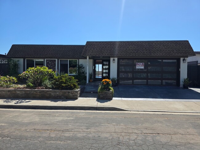 Photo - 3023 Stockett Way